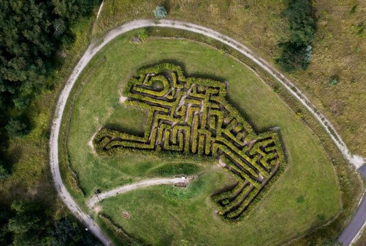 Irrgarten Urpferdchen am Geiseltalsee-Rundweg