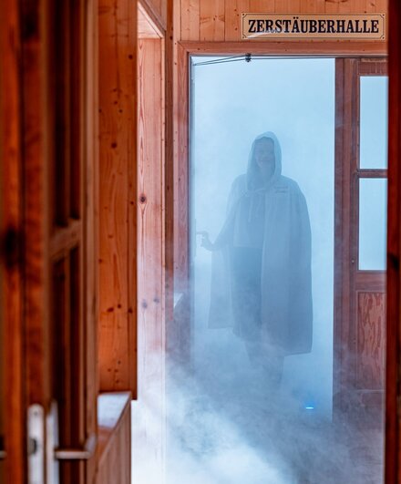 Inhalieren in der Zerstäuberhalle in Bad Sulza
