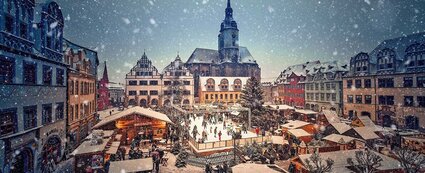 Stadtzentrum von Naumburg mit Weihnachtsmarkt