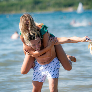 Badevergnügen am Geiseltalsee