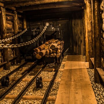 Blick in einen alten Stollen im Bergbaumuseum Deuben
