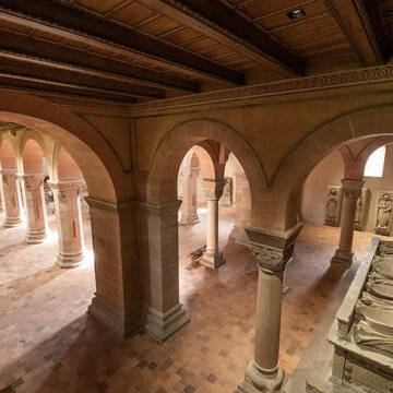 Stiftskirche Petersberg