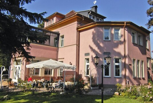 Außenansicht Parkhotel Güldene Berge