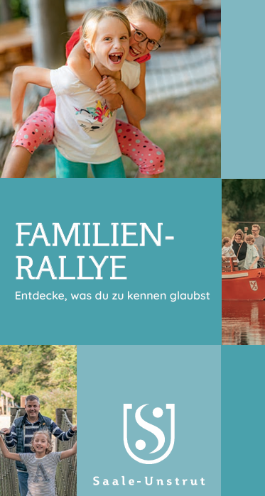 Faltblatt Familien-Rallye 2025 mit verschiedenen Bildern: 1. zwei lachende Mädchen, eine lachende Familie auf einer Personenfähre, Vater und Tochter auf einer Hängebrücke