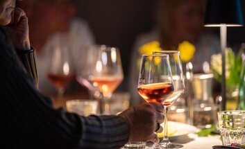 5er Weinprobe mit Führung im Landesweingut Kloster Pforta