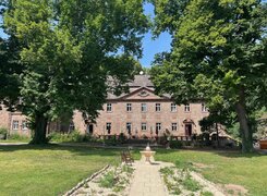 Zingst-Schloss-Außenansicht