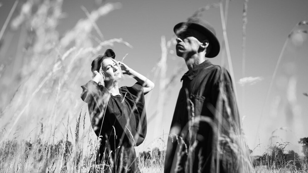 Kiiōtō feat. Lou Rhodes of LAMB
