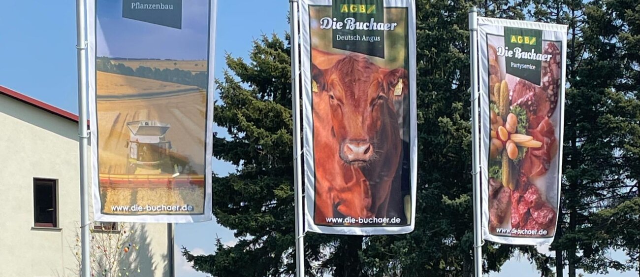 Fahnen der Agrargenossenschaft Bucha eG