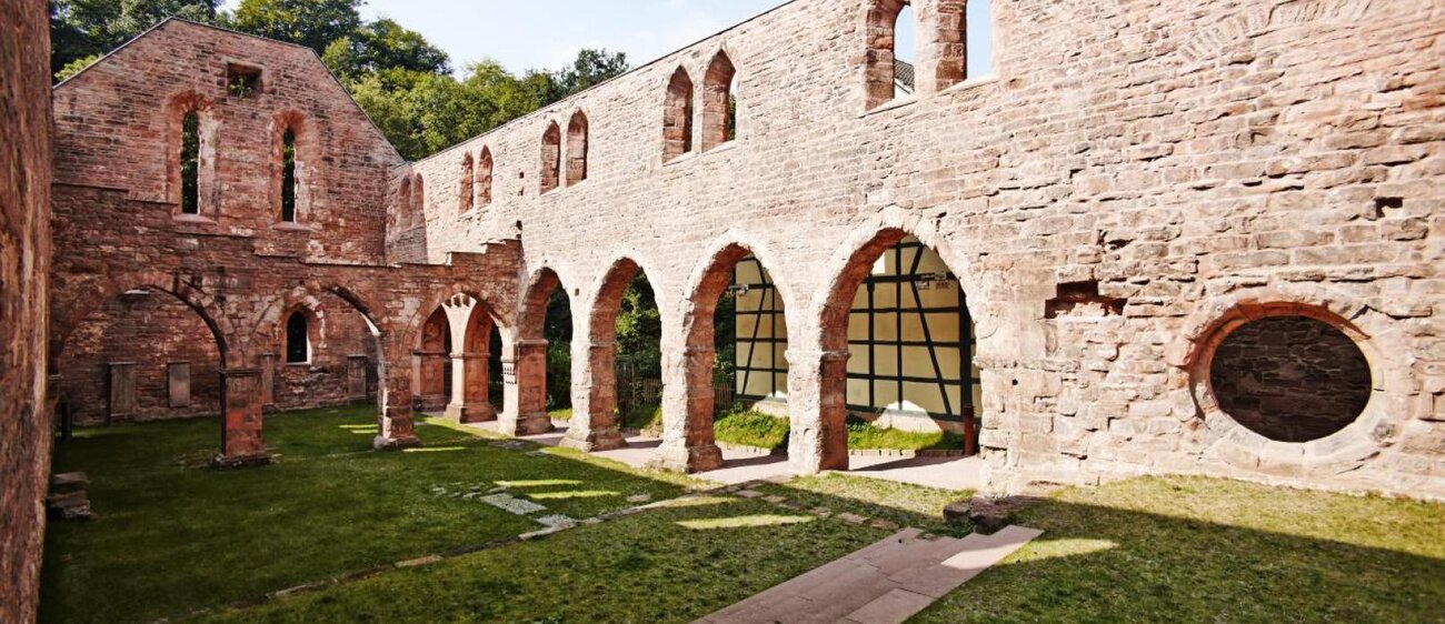 Ruine des Zisterzienser-Nonnenklosters Stadtroda
