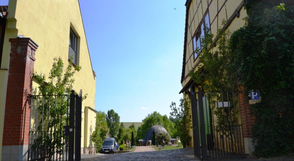 Beim Schloss Auerstedt liegt auch die Maloca.