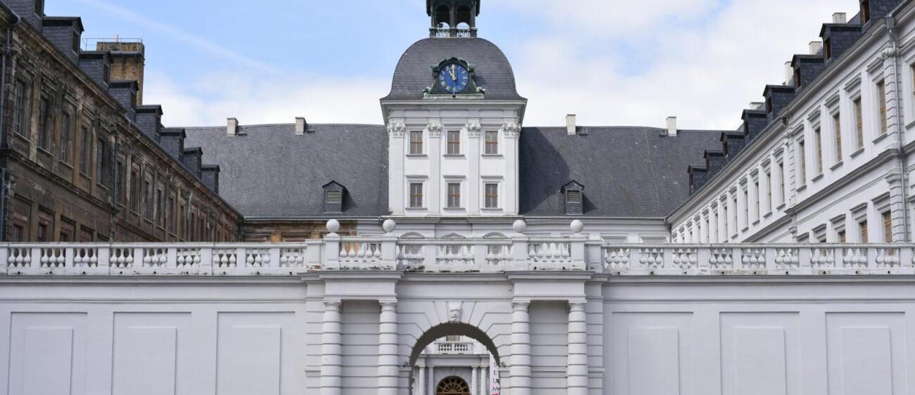 Eingangsbereich zum Schlosshof von Schloss Neu-Augustusburg-Weißenfels