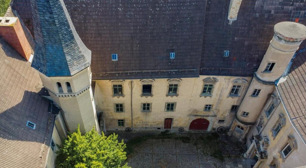Dieskau Schloss