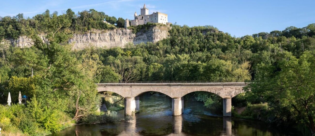 Rudelsburg mit Saaletal