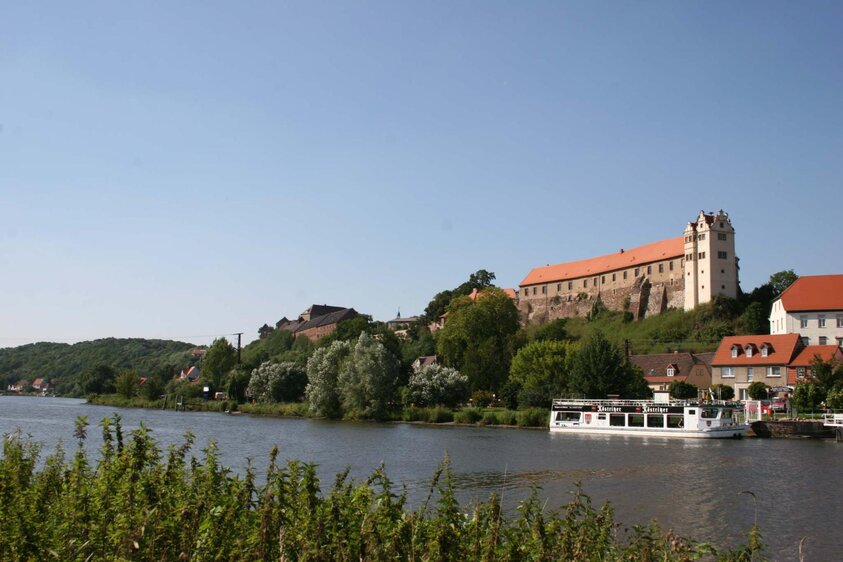 Burgfest am Fuß der Burg Wettin