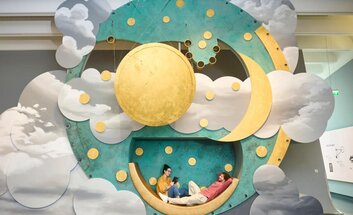 Himmelsscheibe aus Schokolade gießen
