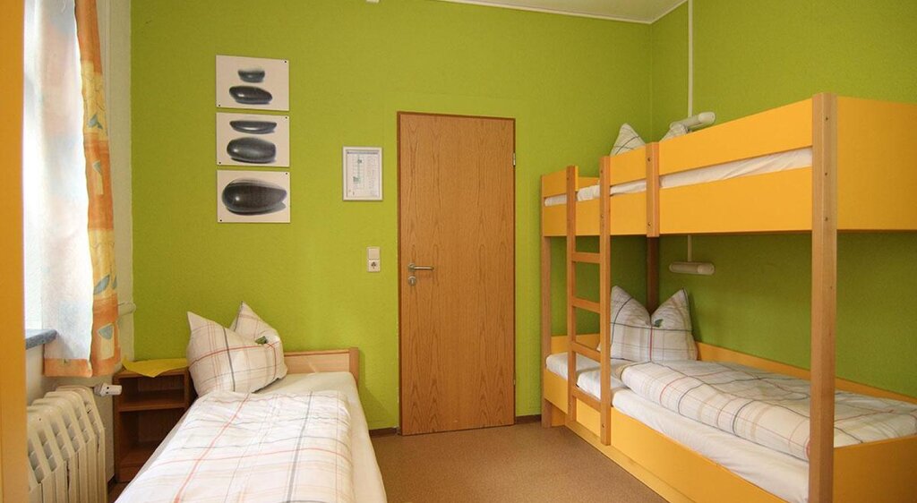 Zimmer in der Jugendherberge "Froschmühle" Eisenberg