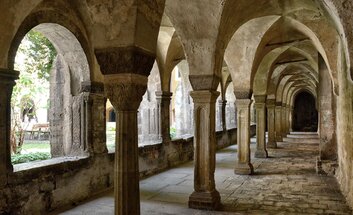 Forscher, Fälscher und Fantasten - Archäologie in Schulpforte