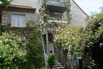Ferienwohnung "Lassallestraße"