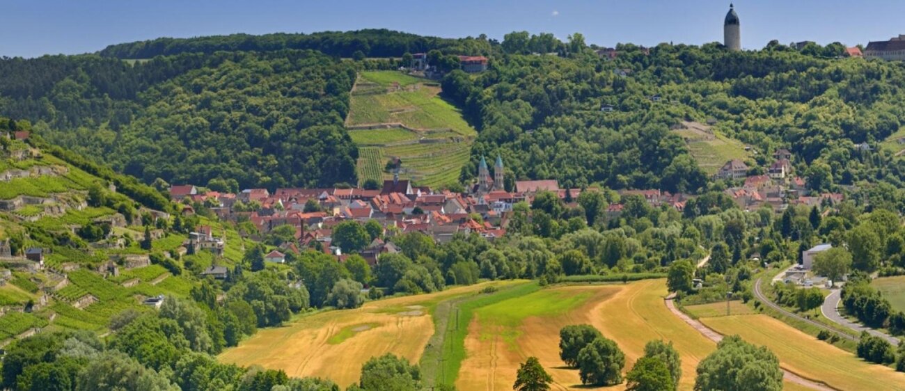 Blick von Zscheiplitz nach Freyburg in das Unstruttal