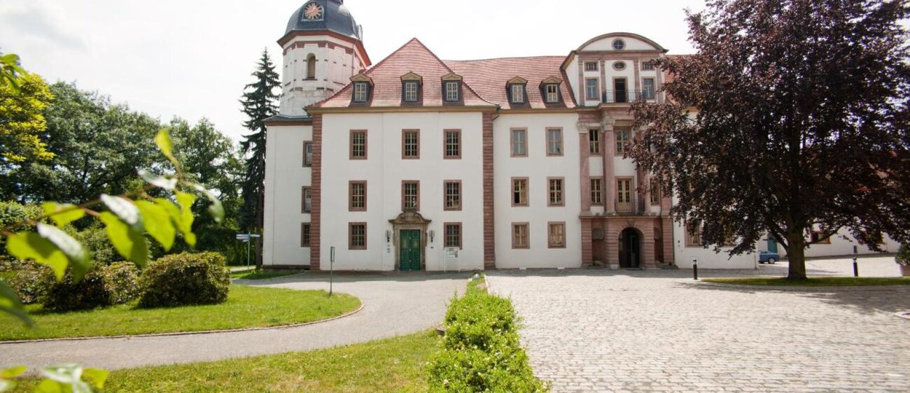 Außenansicht Schlosskirche Eisenberg