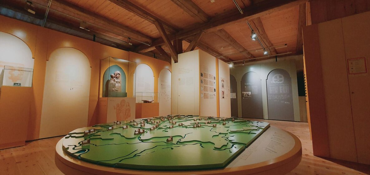 Öffentliche Ausstellungsführung durch die Dauerausstellung “Wissen+Macht”