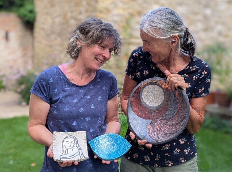 Öffentlicher Raku-Schaubrand