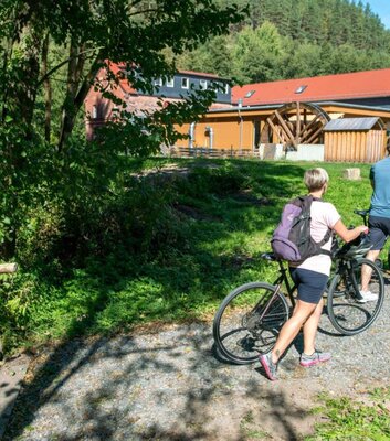 Ziegenmühle Brauereigasthof, Schleifreisen, am Städtekette-Radweg.