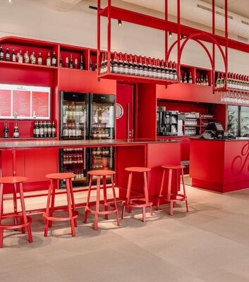 Bar im Pavillon in der Rotkäppchen Erlebniswelt
