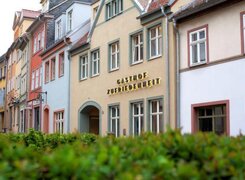 Naumburg-Gasthof-Zufriedenheit-Außen