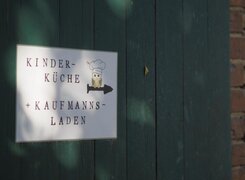 Boblas-Café-Kommod-Kinderküche-1