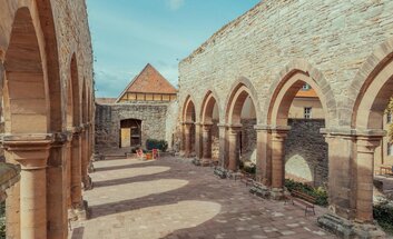 Das Mittelalter live erleben im Kloster Memleben