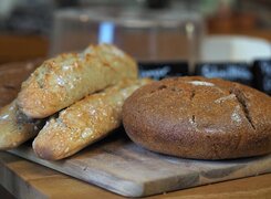 Lehesten-Biohof-Gönnamühle-Brot-1
