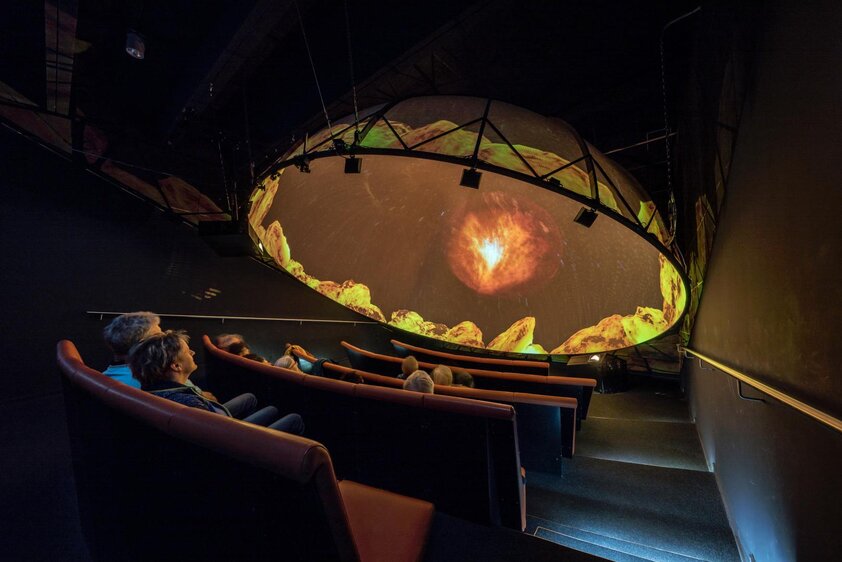 Live-Planetarium: »Vom Wassermann bis zum Zwilling – Der Tierkreis am Herbst- und Winterhimmel«