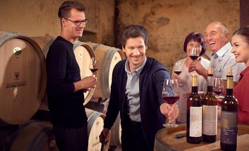 Öffentliche Kellerführung Winzervereinigung Freyburg