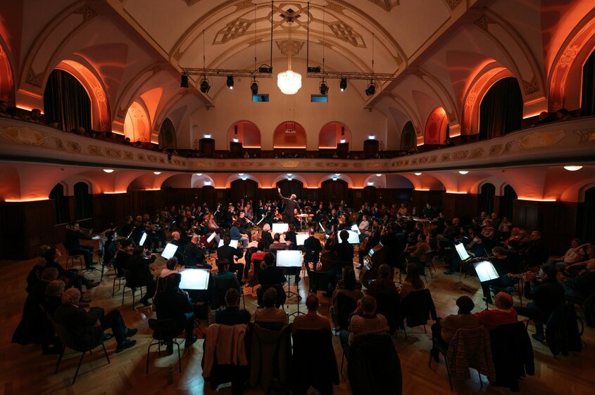AUSVERKAUFT: 360° № 1 der Jenaer Philharmonie