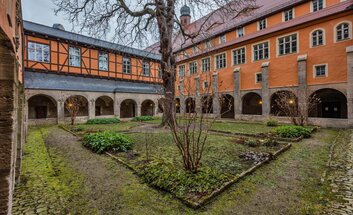 Forscher, Fälscher und Fantasten - Archäologie in Schulpforte