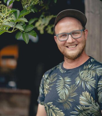 Frank Schneider - Tradition, die verbindet