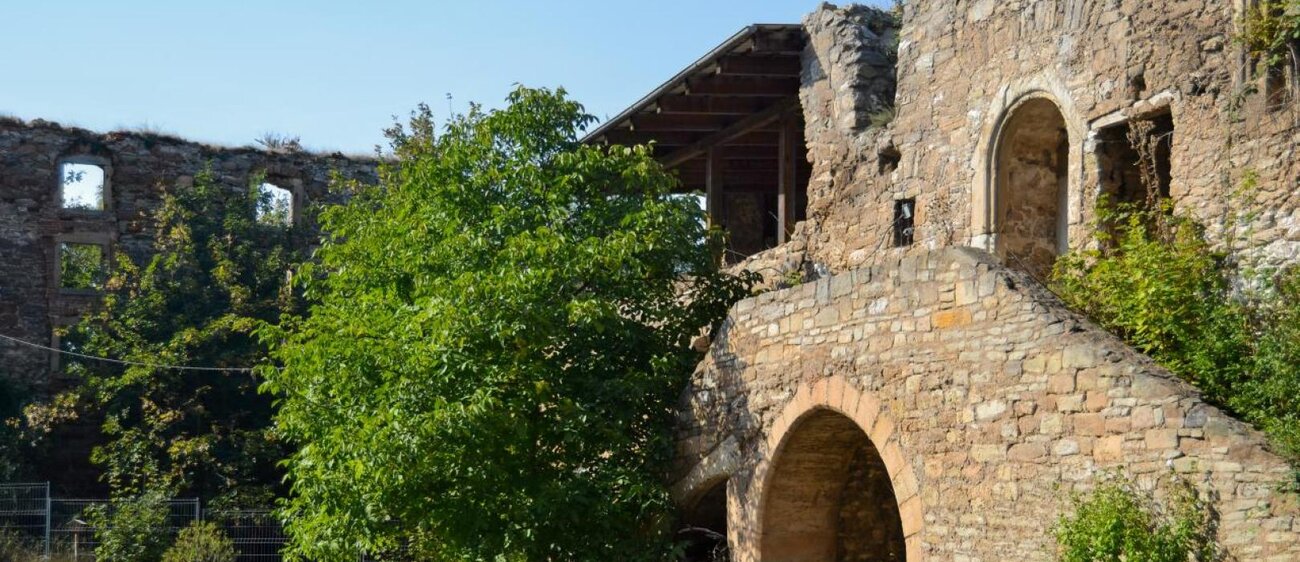 Burg Wendelstein Memleben