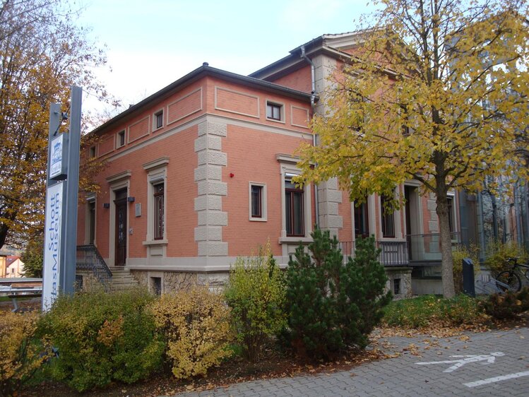 Zeiß, Abbe, Schott und einige Erfindungen aus ihren Häusern