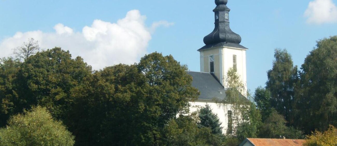 Kirche der Gemeide St. Gangloff im Saale-Holzland-Kreis
