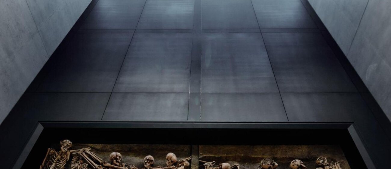 Lützen-Museum1632-innen-Archäologie-Skelette