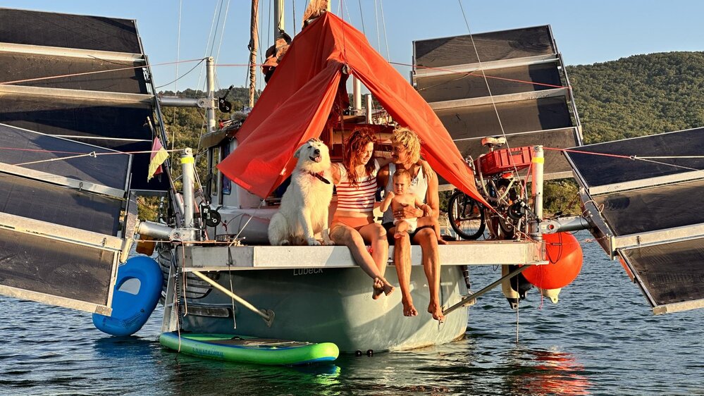 Lichtbildarena: Alle an Bord?