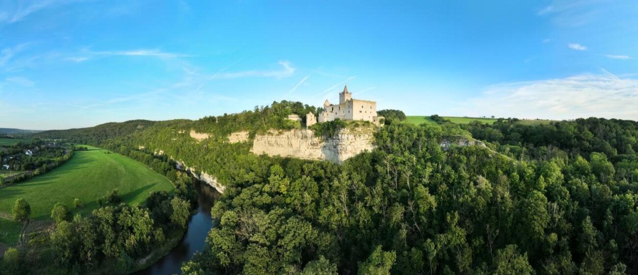 Rudelsburg mit Saaletal