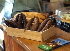 Lehesten-Biohof-Gönnamühle-Wurst-2
