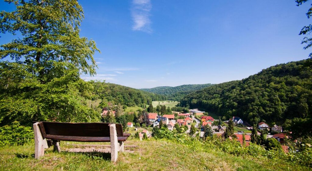 Blick über Tautenburg in den Hirschgrund-Tautenburg