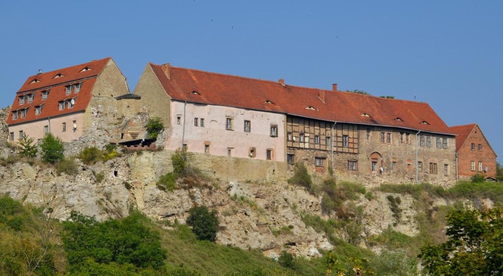Burg Wendelstein Memleben