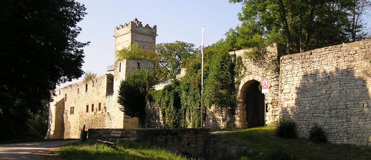 Eingang zur Burg