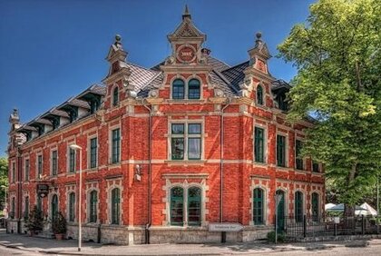 Gasthaus & Hotel "Zur Henne"