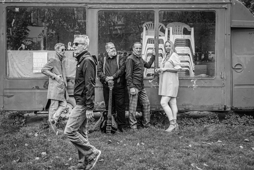 Konzert im Bahnhof Nebra: KARO NERO