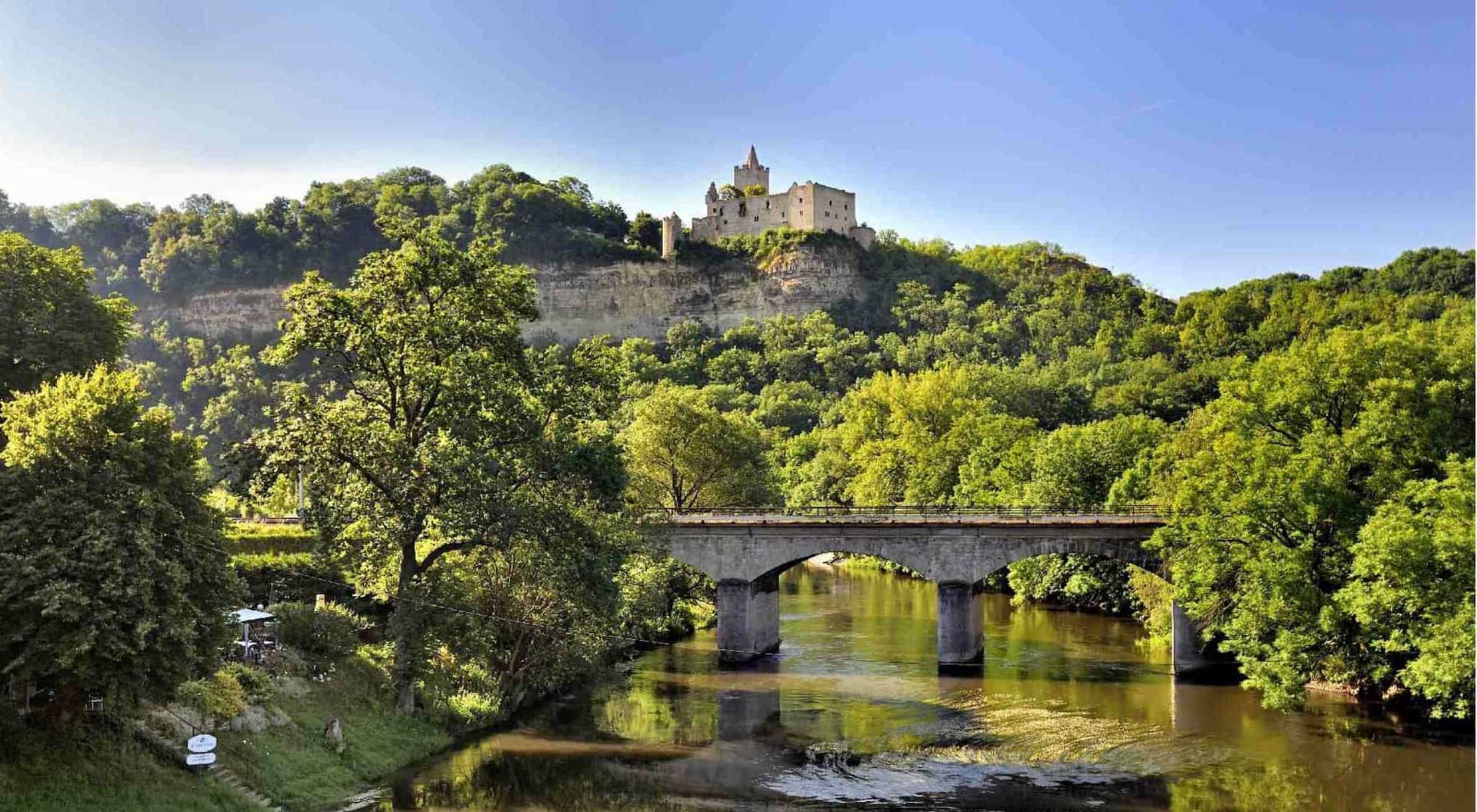 Rudelsburg above the Saale © Wolfgang Kubak